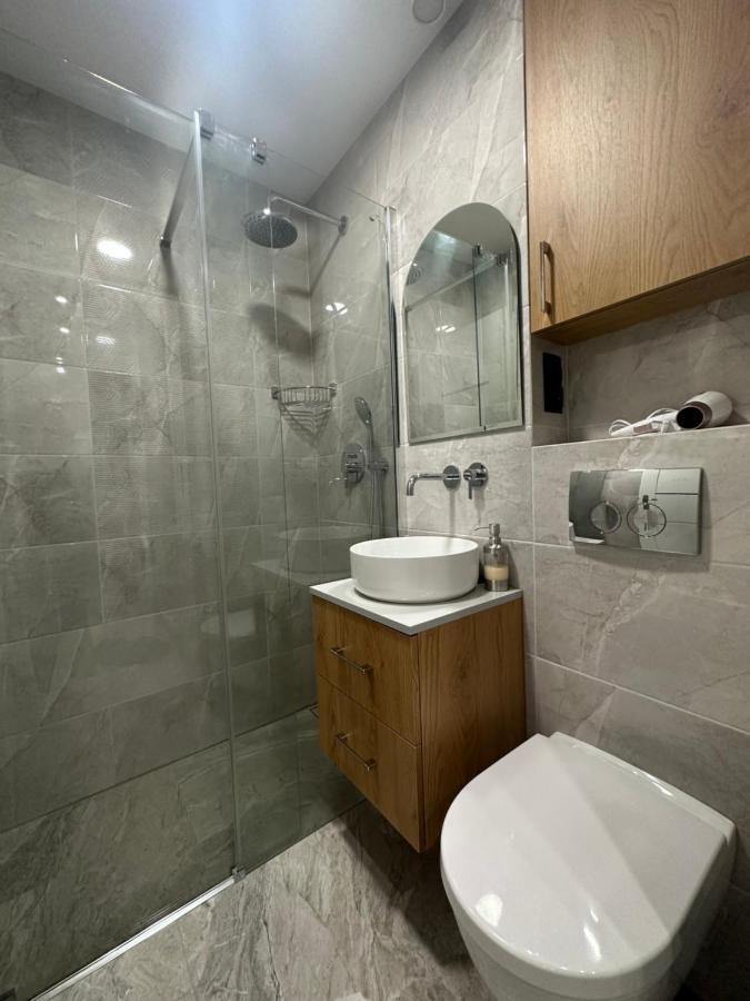 Mki Apartments - Zlota 69 Warsaw City Center Apartment Екстер'єр фото